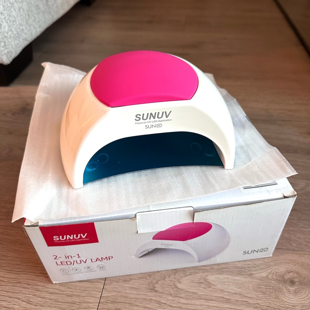 2-in-1 LED/UV Lamp - Pink and White